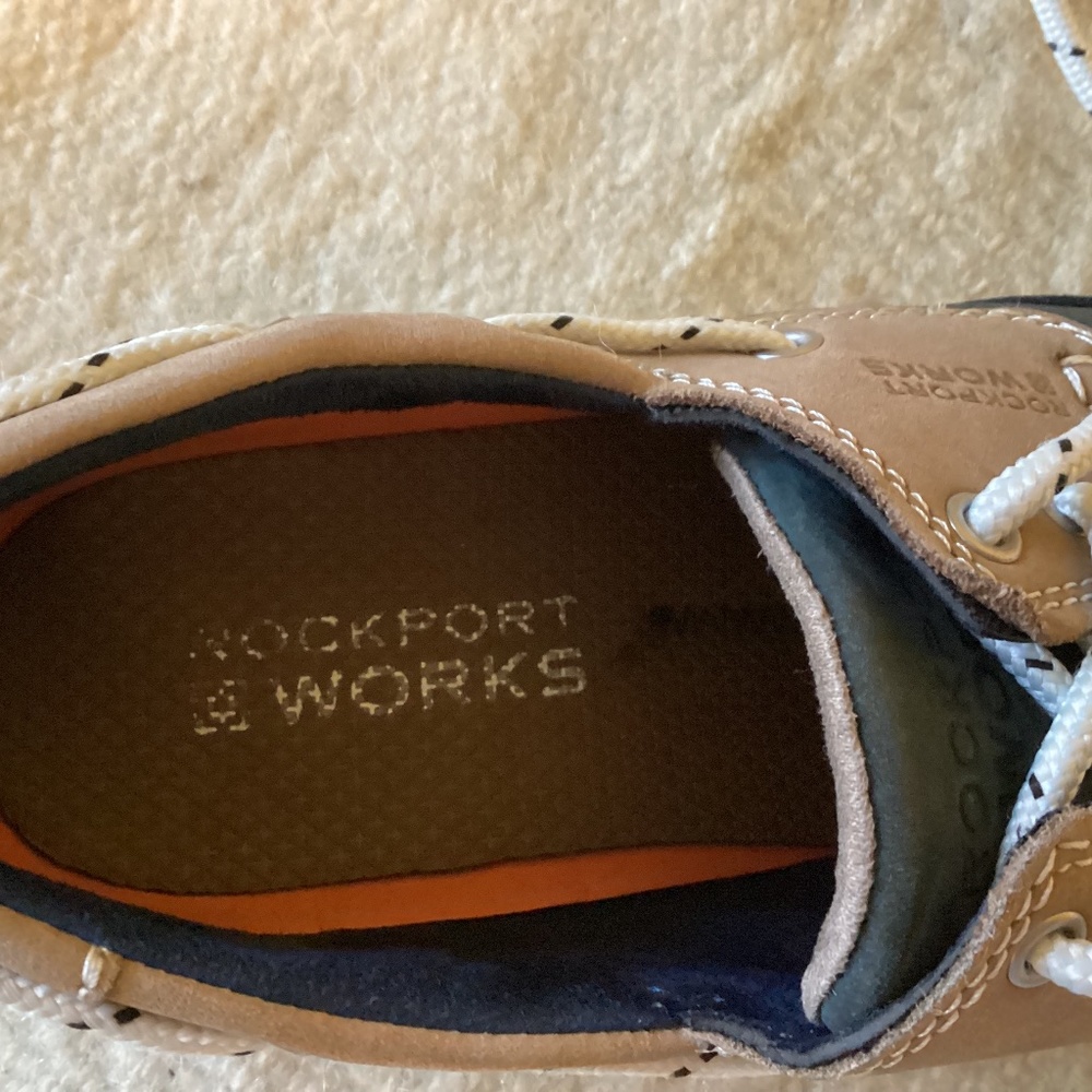 Women’s shoes
